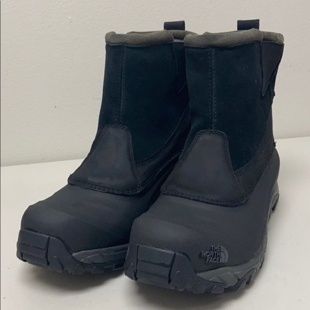 The North Face Men's Chilkat III Pull-On